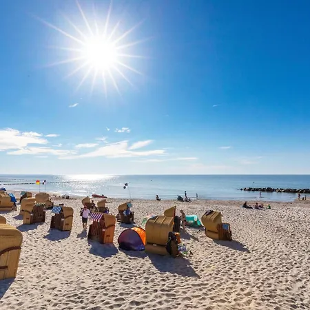 Appartement Kuestenglueck - Im 1obergeschoss Mit Balkon Zingst