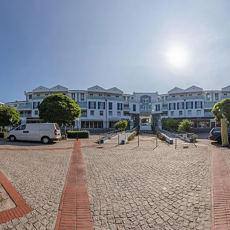 Kuestenglueck - Im 1obergeschoss Mit Balkon * Zingst