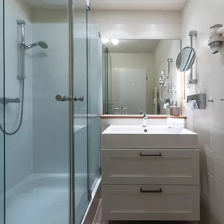 Kuestenglueck - Im 1obergeschoss Mit Balkon Zingst