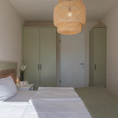 Kuestenglueck - Im 1obergeschoss Mit Balkon Appartement Zingst